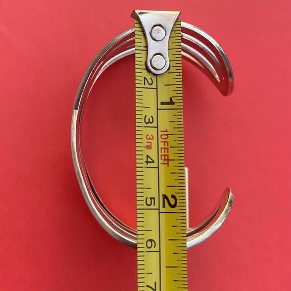 James Avery Retired cuff bracelet - Picture 10 of 10